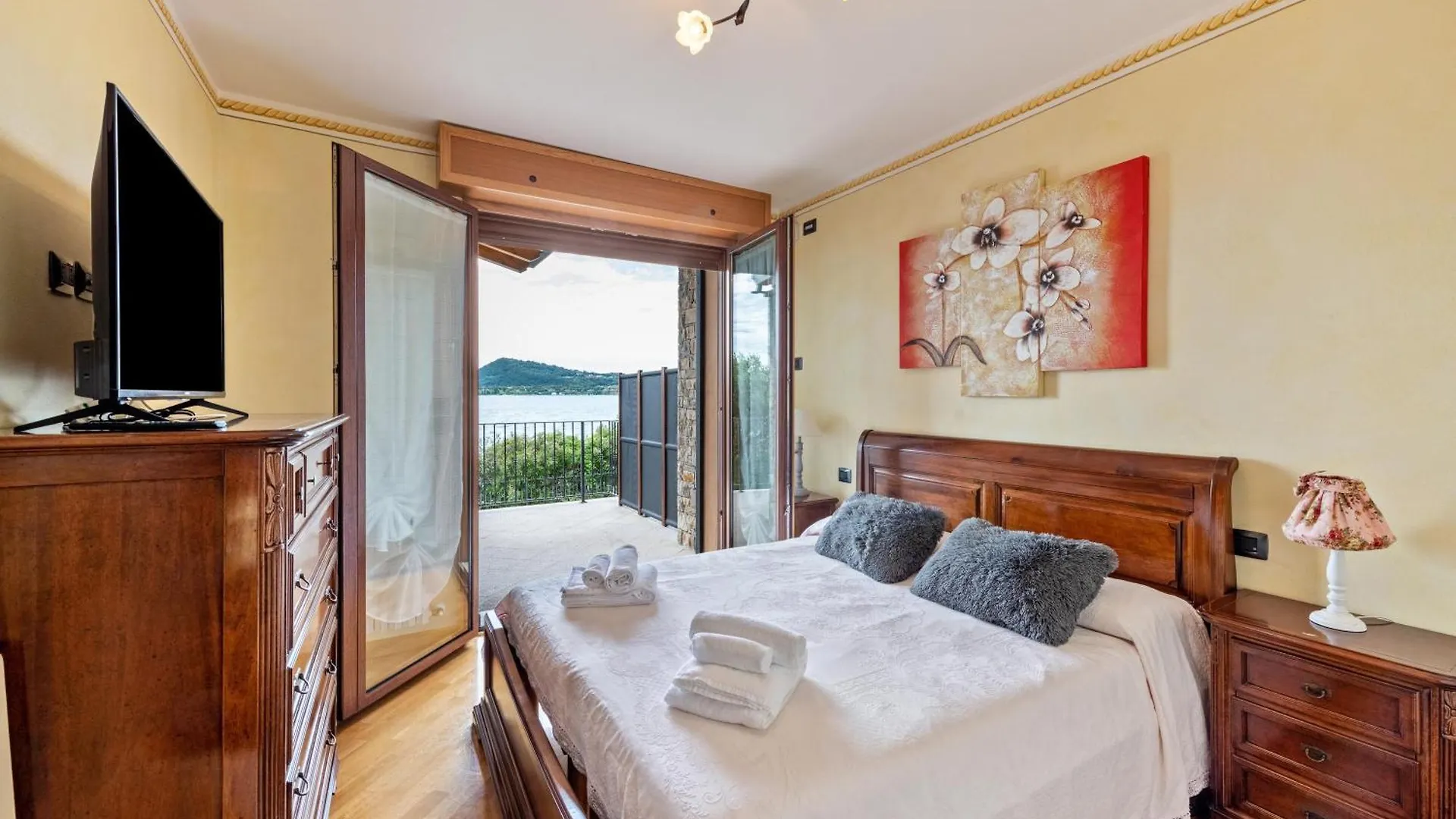 Lägenhet Happy Villa San Felice del Benaco